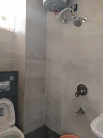 Hotel The Raja Palace - Bathroom