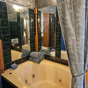 1873 Victorian Rose B & B - Badeværelse