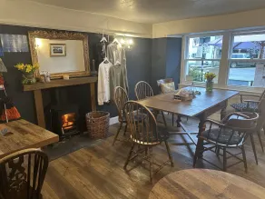 Coffee & Stays at Cartmel Square - Restaurant