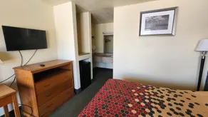 Eco Inn Suites by Hotel O Baytown - Room