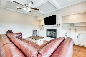 6 Mi to Downtown Atlanta: Spacious Home w/ Yard - Innvendig
