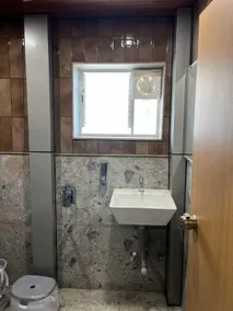 Urban Stays Service Apartment, Nagpur - Salle de bain