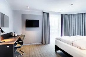 Premier Inn Lübeck City Centre - Room