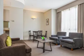 Mantra on Jolimont Melbourne - Room