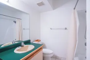 Newly Updated Cozy Escape Close to Ski Lifts - Interiör