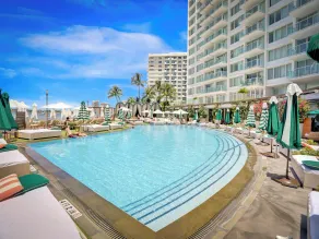1100 West Avenue By MWG Hospitality - Pool