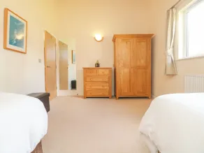 The Willows - Room