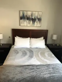 The Acorn Suites - Habitación
