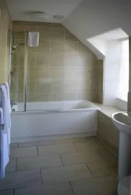 Loch Ness Guest House - Bathroom