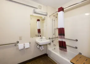 Red Roof Inn Hickory - Salle de bain