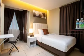 Raissa Boutique Hotel - Værelse