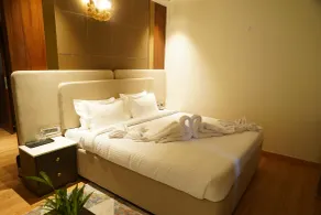 Hotel Luxe Manor - Quarto
