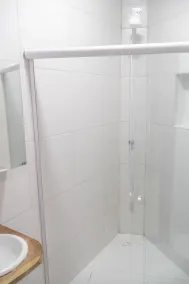 Hana Mana Flats - Bathroom
