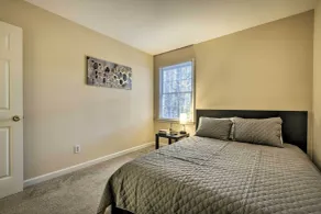Raleigh Home Near Dining + Shops! - Interiør