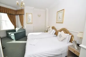 The Montague Hotel - Værelse