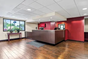 Red Roof Inn PLUS+ & Suites Malone - Reception