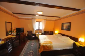 GARNI -Hotel Barbakan - Habitación