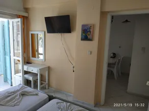 Apartment for 4 persons near the center and the beach - Zimmer