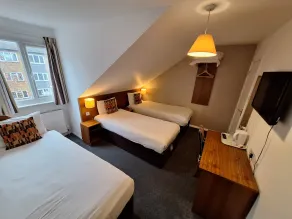 Stockwood Hotel - Luton Airport - Room