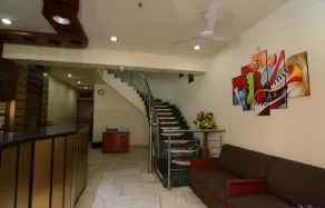 Hotel Vrandavan - Staircase