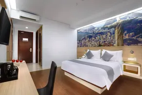Hotel Neo Gubeng by ASTON - Room