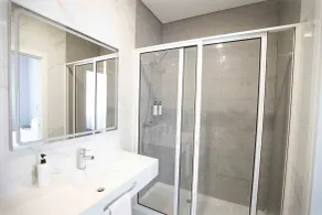 Grande Pensao Residencial Alcobia - Bathroom