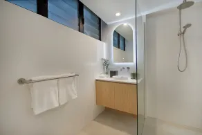 The Shores Surfers Paradise Apartments - Salle de bain