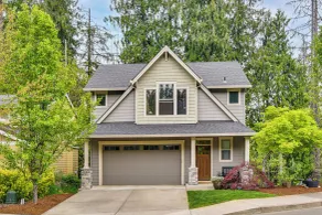 Walk to Park & Creekside Trails! Modern Sandy Home - Interiör