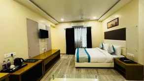 HOTEL LOTUS INN - Room