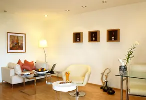 Hampshire Plaza - Room