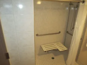 Holiday Inn Express Rochester - Greece by IHG - Salle de bain