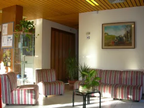 Hotel Primavera - Sitzecke in der Lobby