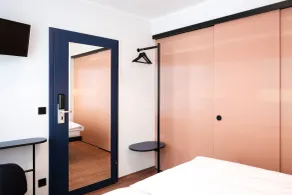 The Dot | 24/7 Checkin - Room