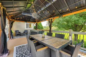 Private Getaway! Massive Springfield Area Home - Innvendig