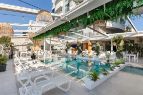 Reo Hotel  - Pool