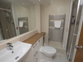 36 The Salcombe - Baño