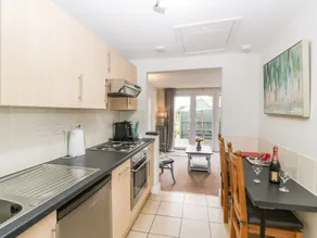 Thornhills Cottage - Private kitchen