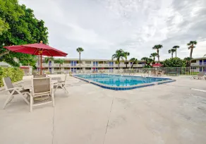 Motel 6-Cocoa Beach, FL - Piscine