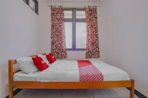 OYO 90352 Villa Agape 2 - Værelse