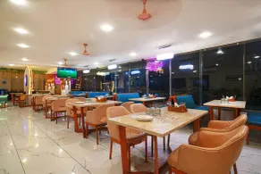 Hotel The Grand Tara - Restaurante