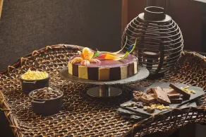 Holiday Inn & Suites Makati by IHG - Restaurant
