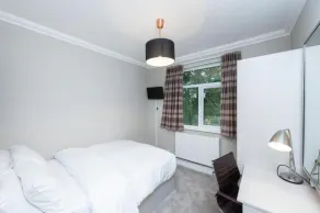 Uno Hotel Heathrow Windsor - Room