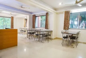 The Royal Samrat Newly renovated - Restaurant