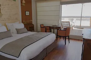 Le Richelieu Hôtel - Room