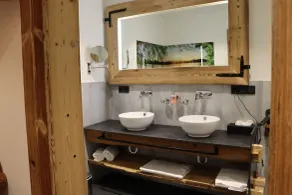Landsteakhaus - Bathroom