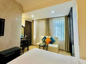Sunrise Central Hotel - Room