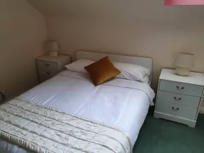 Launard House - Room
