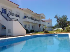 Albufeira 1-Zimmer-Wohnung 5 Minuten vom Strand Falesia entfernt und in der Nähe des Zentrums! L - Pool