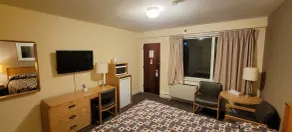 Toronto Lakeshore Hotel - Room