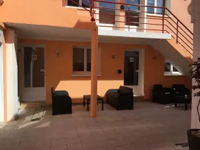 Hôtel et Résidence Chez Gino - Entrée intérieure